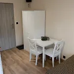 Garden Rogatka - Comfortable Near Main Station شقة كراكوفيا