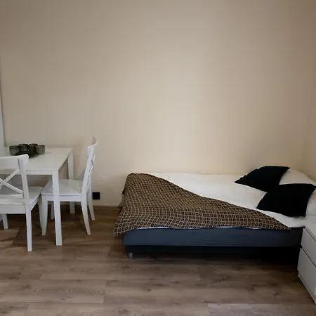 Garden Rogatka - Comfortable Near Main Station Daire Krakow
